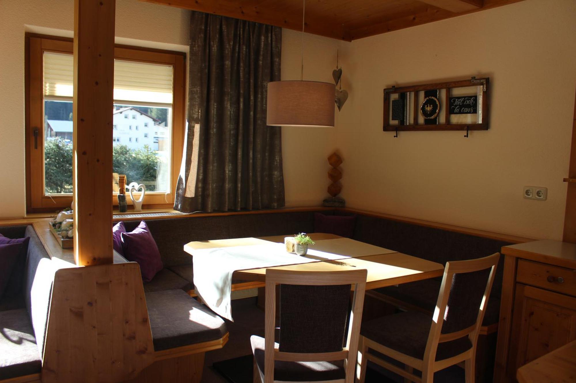 Appartamento Haus Astoria Sankt Leonhard im Pitztal Esterno foto